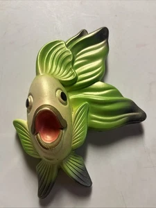 De colección 1970 Miller Studios Koi Fish Green MCM - Imagen 1 de 6