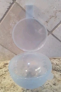 VTG Tupperware Forget Me Not Onion Tomato Hanging Keeper Clear Blue Made USA - Picture 1 of 2