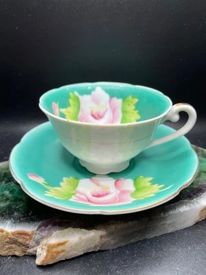 Xícara e pires florais rosa-petróleo vintage CMC ocupado Japão aro dourado verde LEIA - Imagem 1 de 4