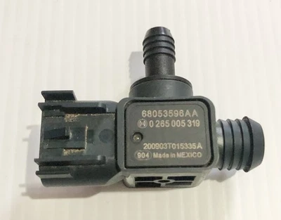 Sensor de válvula de retención de refuerzo de freno Chrysler Pacifica 2017-2024 OEM 68053596AA Foto 1 de 4