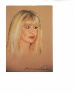 LORETTA SWIT HAND SIGNED GREETING CARD WITH HER IMAGE ON FRONT   HOT LIPS   MASH