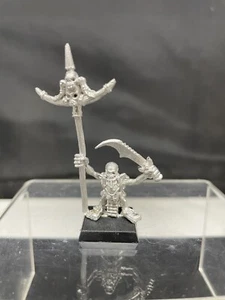 Warhammer - Orcs & Goblins - Forest Goblin Banner Bearer 3 - Metal OOP - Picture 1 of 2