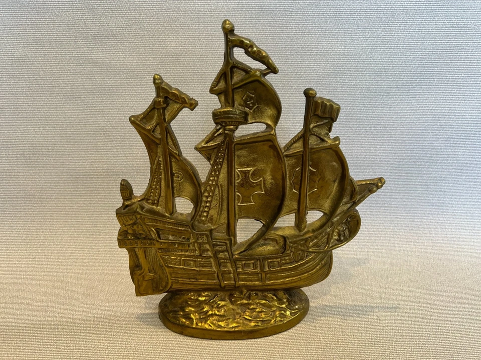 Tope de puerta de vela de barco de latón vintage / sujetalibros, 11 1/2" de alto, 10 1/2" de ancho Foto 1 de 4