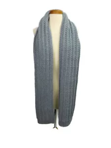 Buckley and Mitchell Scarf Gray Chunky Knit Acrylic China Winter Gear Warm - Picture 1 of 5
