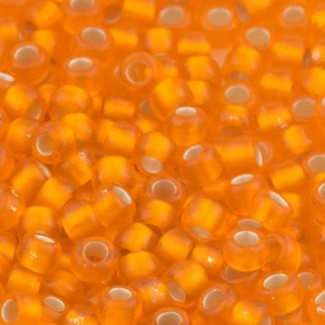 Toho Seed Beads 6/0 Hyacinth Silver Lined Matte 15g 10107007 - Picture 1 of 2