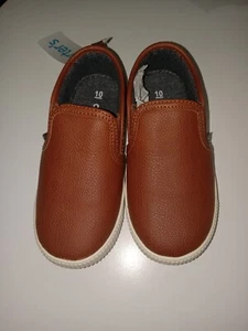 New $36.00 CARTER'S Toddler Boys Ricky Slip-on Shoe Sneakers - Size: 10 T - Picture 1 of 7