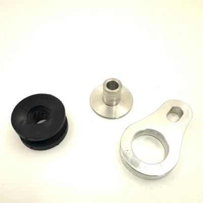 CR250 1991 SUPPORTO SCARICO SUPPORTO POSTERIORE CON GOMMA E RONDELLA 1991 CR 250 (752) - Immagine 1 di 4