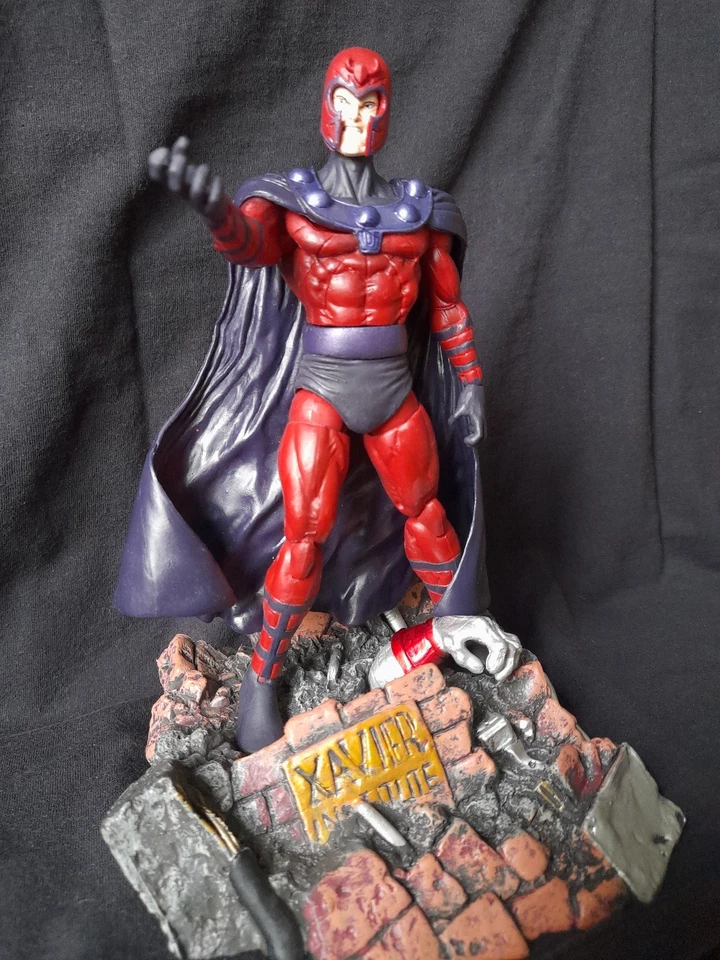 Magneto Bootleg Marvel Select/ Diamond Toys - Immagine 1 di 4