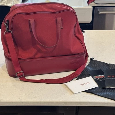 TUMI Weekender 261RF Red Ballistic Nylon Shoulder Bag 8.5" x 11" x 14" EXCELLENT - Image 1 of 4