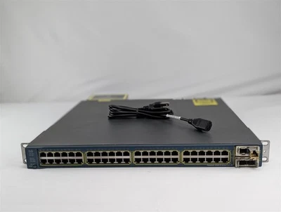 Montaje en rack conmutador Gigabit PoE de 48 puertos Cisco WS-C3560E-48PD-SF Foto 1 de 2