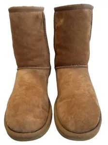 UGG Australia Woman’s Boots Brown Shearling Lined Outdoors Size 5 US 36 EU 5825 - Picture 1 of 19