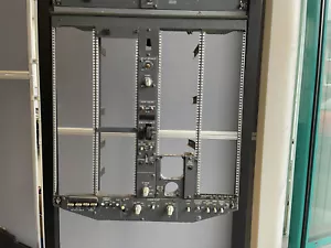 Rare Boeing 737 FWD/AFT Overhead frame with switches AR condition - Bild 1 von 15