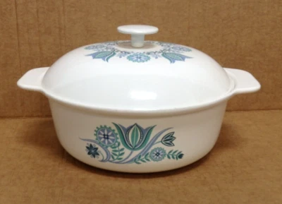 Vtg 1950's POSSIBLY Prizer Ware Blue Tulip 1.5 Qt. Dutch Oven Enamel Cast Iron - Image 1 of 4
