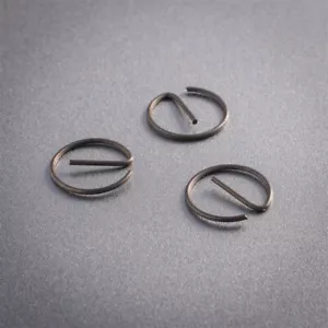 3x Cox .049 Motore Modello Ape Oro Babe Vedova Nera 049 - Circlip - Foto 1 di 2