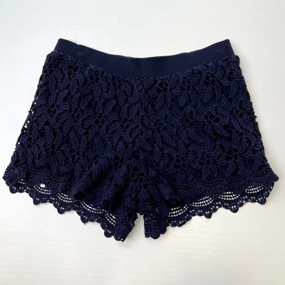 Corto Lilly Pulitzer Mujer Pequeño Encaje Forrado tiro medio 27x2 Azul Marino Fiesta Núcleo No Foto 1 de 4