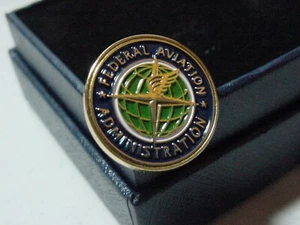 FEDERAL AVIATION ADMINISTRATION FAA LAPEL PIN - NEW - Picture 1 of 6
