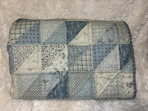 pottery barn Ellis Reversible Quilt-Queen- 92x88 - Picture 1 of 10
