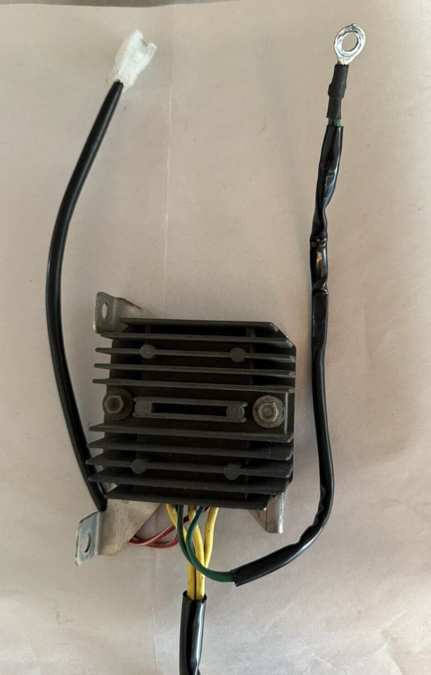 KTM 950 Supermoto Voltage Regulator Rectifier - Image 1 of 4