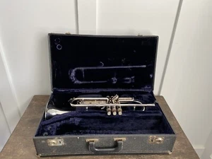 Vintage 1970’s C.G Conn Victor Silver Trumpet With Original Case FREE SHIPPING!! - Picture 1 of 21