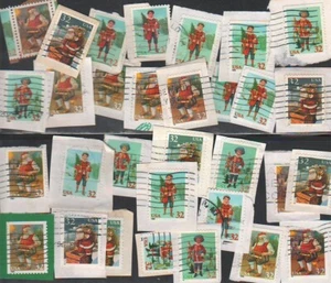 1995 Santa and Children, Set 4 Scott 3004-7, Used, on Paper, Cond Vary, Lot 30 - Picture 1 of 1