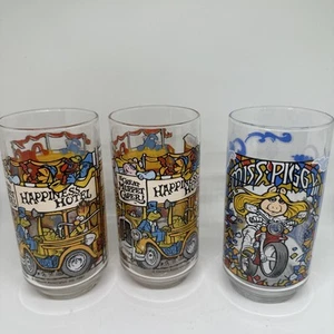 Set 3 Glass Tumblers 1981 McDonalds The Great Muppet Caper Ms Piggy & Happiness - Picture 1 of 19