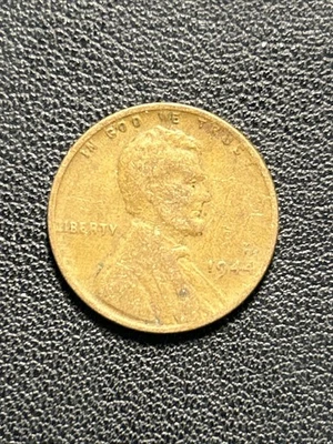 1944 P Lincoln Wheat Penny Cent No Mint Mark - Circulated Philadelphia Mint - Image 1 of 2