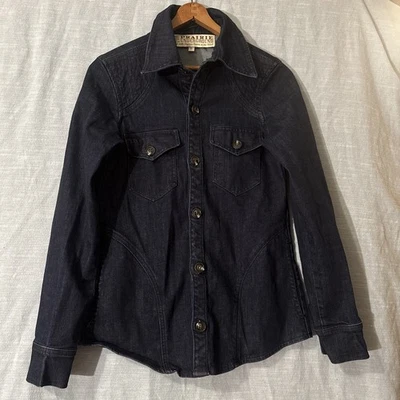 Chaqueta de mezclilla Prairie Underground lavado oscuro abotonada para mujer talla S Foto 1 de 4