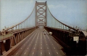 Camden,NJ Delaware River Bridge New Jersey Postcard - Picture 1 of 2