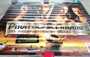 CINEMA AFFICHE GEANTE 310X230 PIRATES DES CARAIBES I JOHNNY DEPP 2003 - Picture 1 of 1