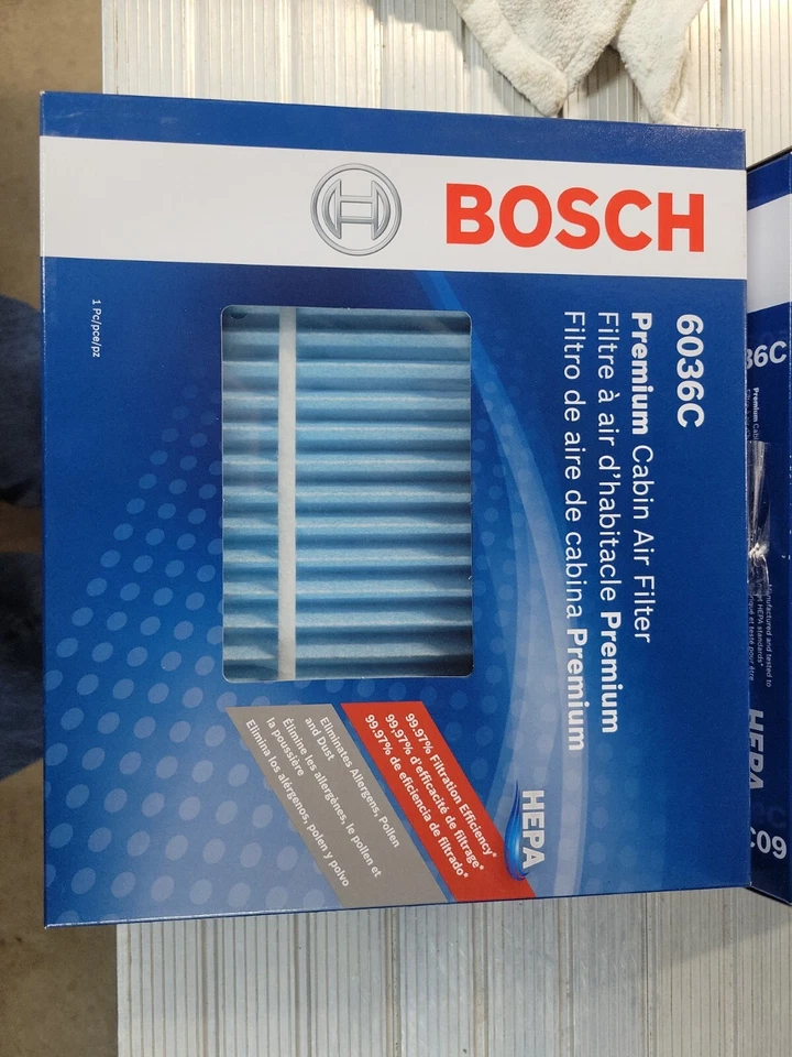Filtro de aire de cabina Bosch 6036C Premium para modelos seleccionados de Hyundai Kia 05-17 Foto 1 de 1