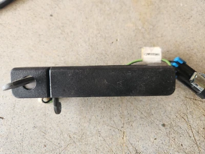 ⭐Manija de puerta exterior Chevrolet Corvette C4 1984-1996 OEM y una llave Foto 1 de 4