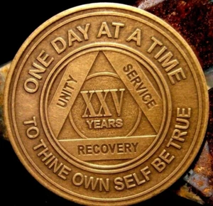 Alcoholics Anonymous AA 25 Year Bronze Medallion Token Coin Chip Sobriety Sober - Picture 1 of 9