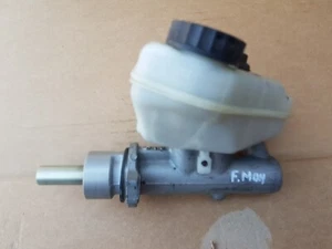 FORD MONDEO MK3 01-2007 BRAKE MASTER CYLINDER 22407779 NO PIN TYPE - Picture 1 of 12
