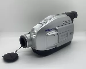 Panasonic Palmcorder PV-L454 Analog Camcorder - Picture 1 of 5