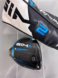 Taylormade SIM2 driver ( head only ) RH 10.5 degree w/cover - Picture 1 of 12