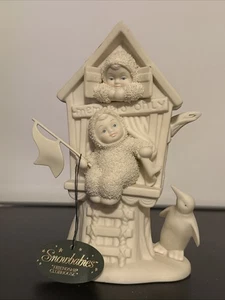 Department 56 Snowbabies "Friendship Clubhouse" Retired Figur 2001 ohne Karton - Bild 1 von 10