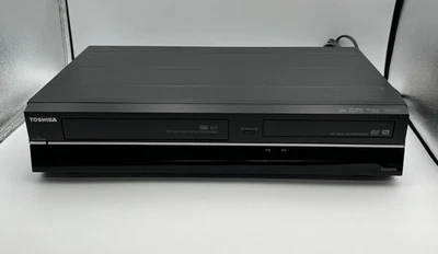 Toshiba DVR620KU VHS/DVD Recorder Combo VCR Dubbing HDMI - NO REMOTE - Image 1 of 4