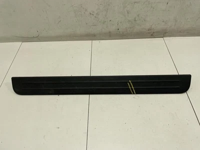 Mazda 5 Sport 2012 placa de desgaste del umbral del lado del conductor delantero izquierdo OEM+ Foto 1 de 4