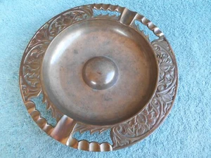 Vintage DECORATIVE SOLID BRASS Cigarette Ashtray 8-5/8" WIDE - Picture 1 of 9