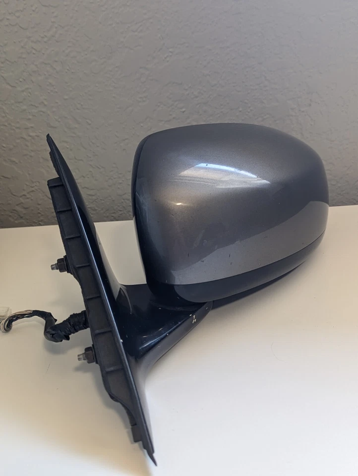 Espejo retrovisor eléctrico para puerta lateral izquierda Infiniti M45 M35 2006-2008 gris oscuro plateado Foto 1 de 4