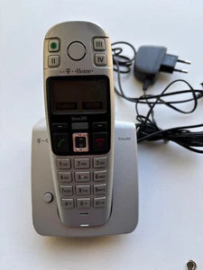 T Home Sinus 200, Basisstation mit Mobilteil, Seniorentelefon, DECT Standard - Bild 1 von 2
