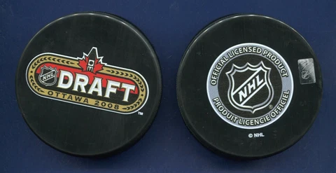NHL DRAFT OTTAWA 2008 Hockey Puck #1 pick Steven Stamkos Cover