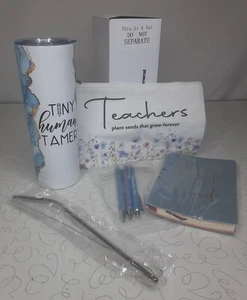Set regalo apprezzamento insegnante bicchiere, penne, quaderno, sacchetto - Foto 1 di 6