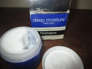 neutrogena Crema de Noche Hidratante Profundo 2.25oz - Imagen 1 de 1