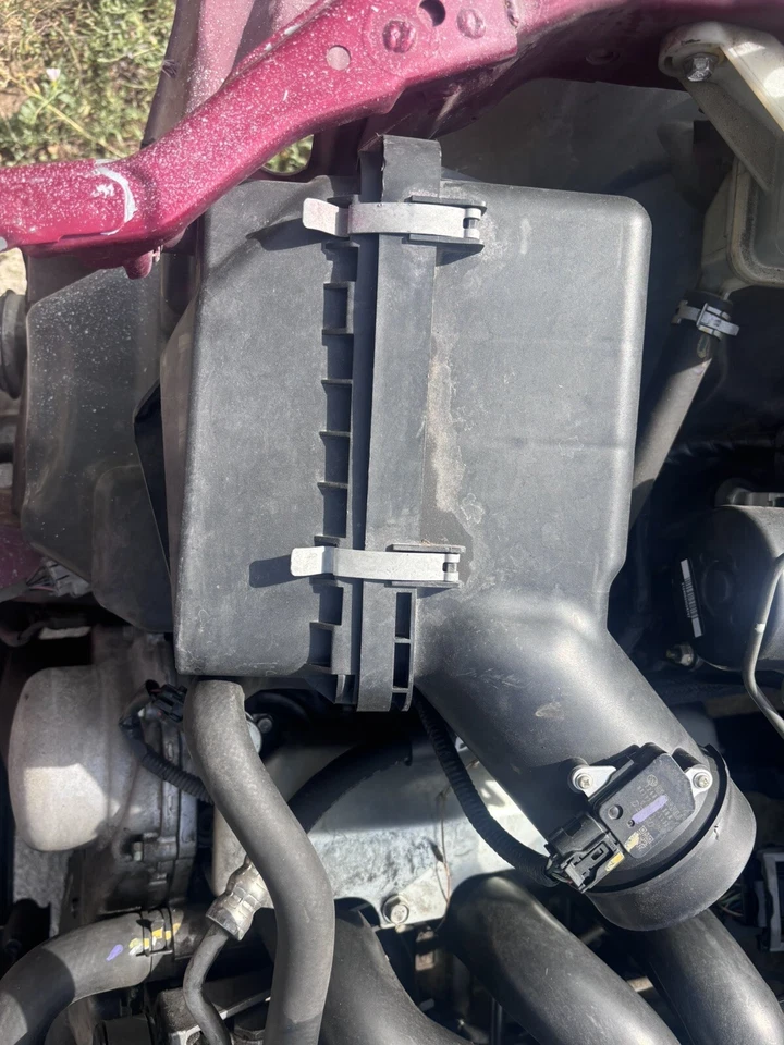 SUBARU OUTBACK 2011-2014 motor 3,6 L filtro de aire maletero conducto de admisión de aire OEM Foto 1 de 1