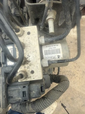 Conjunto de bomba de freno antibloqueo ABS Ford F-150 2013-2014 ID DL34-2C405-B fabricante original Foto 1 de 2