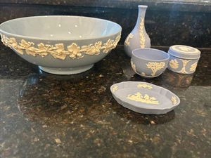 Lote de 5 jarrones de jaspe azul madera de cuña, cuencos para servir, cenicero, baratija - Imagen 1 de 11