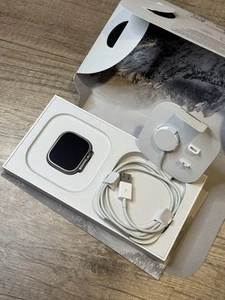 Apple Watch Ultra GPS+CEL 49 Mit Original Titan-Armband - Bild 1 von 9