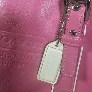 Bolso de Mano Coach Vintage Usado en Excelente Condición Vintage Cuero ROSA y Blanco con Cartera Blanca - Imagen 1 de 10
