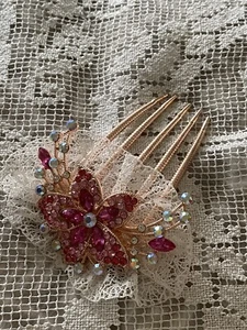 Schöner Damen Haarkamm Spitze/Blumen - Bild 1 von 4